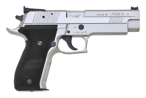 Scarce Sig Sauer P226S Semi-Auto Pistol in .40 S&W