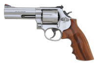 Smith & Wesson 686-5 Double Action Revolver