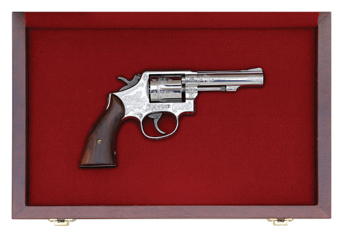 Fine Smith & Wesson Factory Engraved Model 64-5 Revolver by Wayne D&rsquo;Angelo
