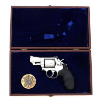 Smith & Wesson Model 66-2 Double Action Revolver - 2