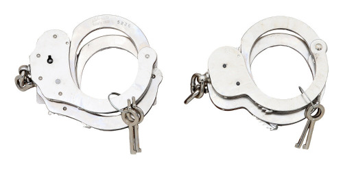 Alcyon Handcuffs