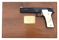 Wonderful Cased & Paul Piquette-Engraved Smith & Wesson Model 422 Semi-Auto Pistol Made To Promote The Bisley Pistol Matches - 3