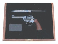 Special Edition Enfield No.2 Mk 1* and Fairbairn-Sykes Fighting Knife World War II Commemorative Cased Set