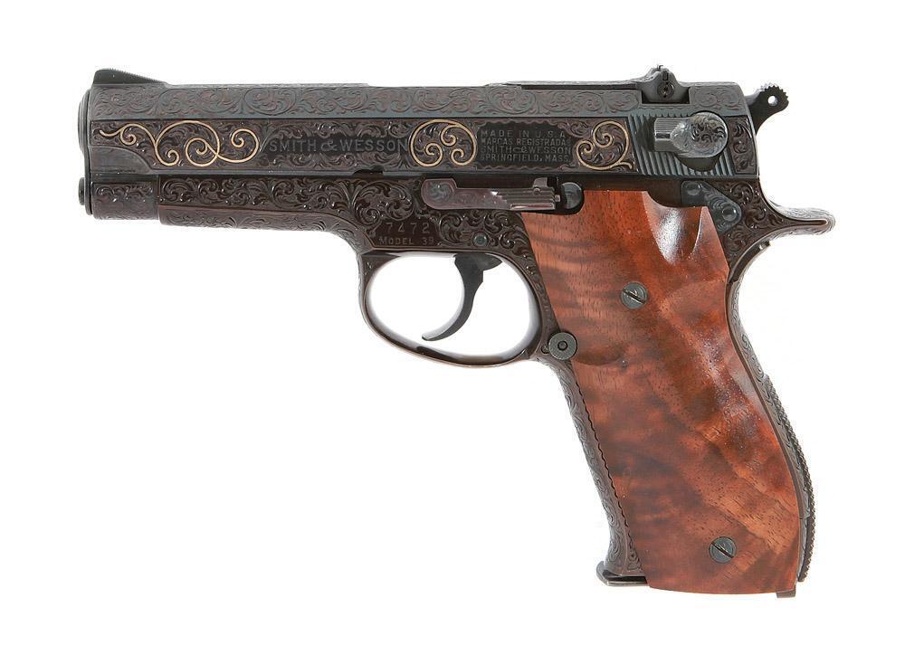 Superb Engraved Smith & Wesson Model 39 SemiAuto Pistol by Alvin White