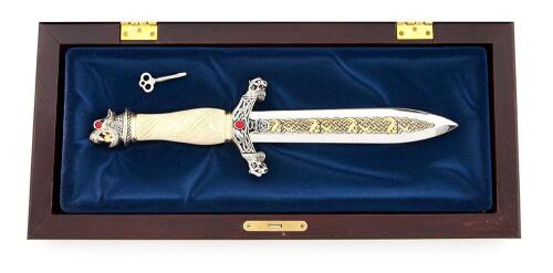 “The Viking Knife” Display Knife by Franklin Mint