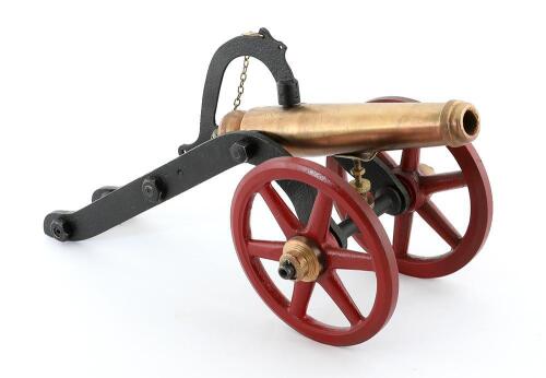 Contemporary Salute Cannon Model