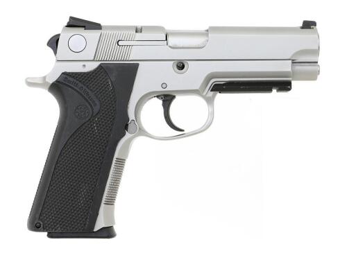 Smith & Wesson Model 4046TSW Semi-Auto Pistol