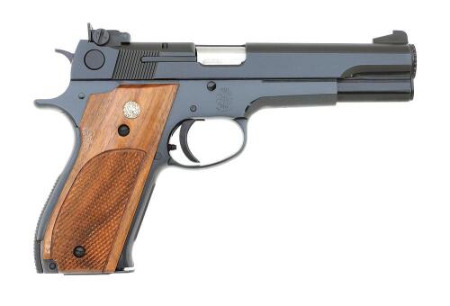 Smith & Wesson Model 52-2 Semi-Auto Pistol