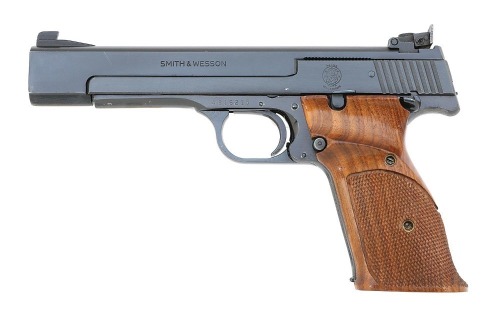 Smith & Wesson Model 41 Semi-Auto Pistol