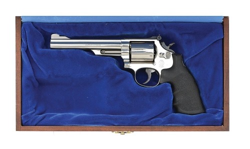 Smith & Wesson Model 19-5 Double Action Revolver