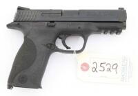 Smith & Wesson M&P40 Semi-Auto Pistol