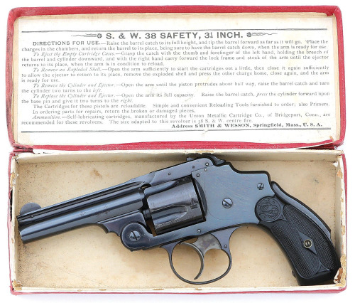 Smith & Wesson 38 Safety Hammerless Third Model Revolver with Box