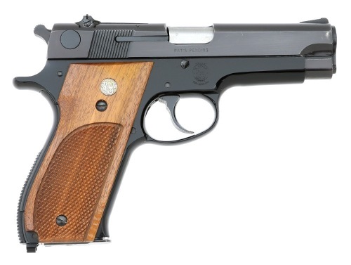 Smith & Wesson 39-2 Semi-Auto Pistol