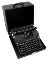 WWII USN Underwood Typewriter with Case