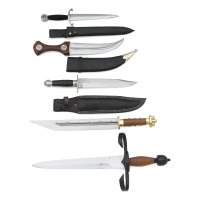 Lot of Fantasy Blades