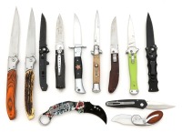 Large Grouping Of Automatic Knives