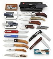 Joker, D2 & Swiss Tech Knives