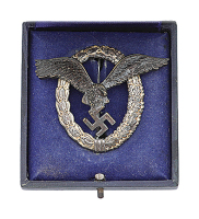 WWII German Cased Luftwaffe Pilot Badge