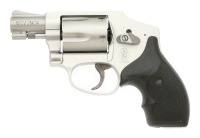 Smith & Wesson Model 642-2 Airweight Revolver