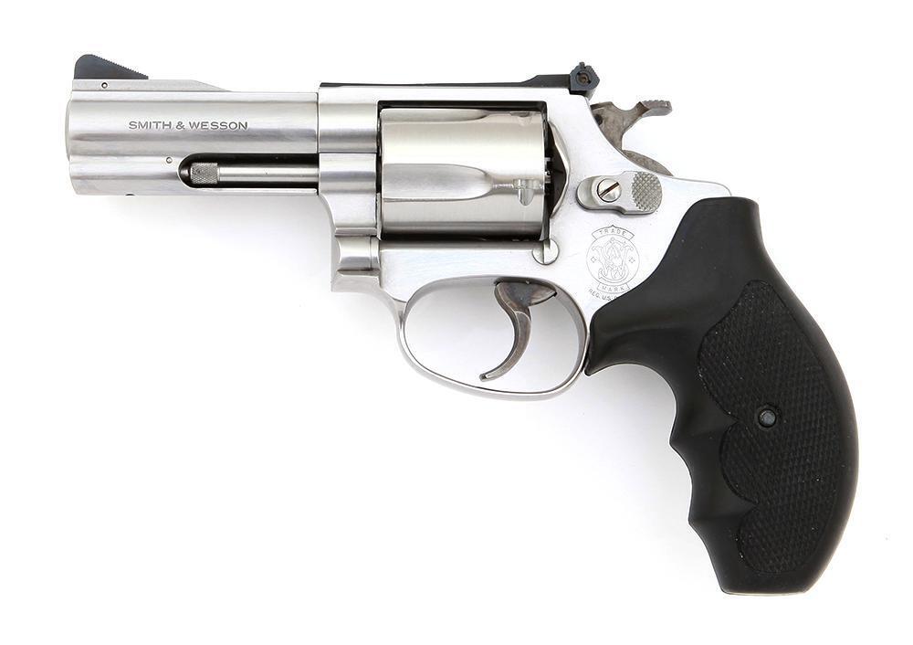 Smith & Wesson Model 60-4 Chiefs Special Double Action Revolver