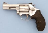 Smith & Wesson Model 60-15 Diuble Action Revolver
